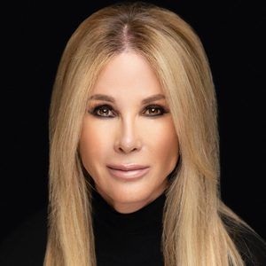 Meet your Posher, Stacey